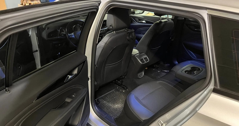 Opel Insignia cena 69900 przebieg: 108800, rok produkcji 2018 z Warszawa małe 436